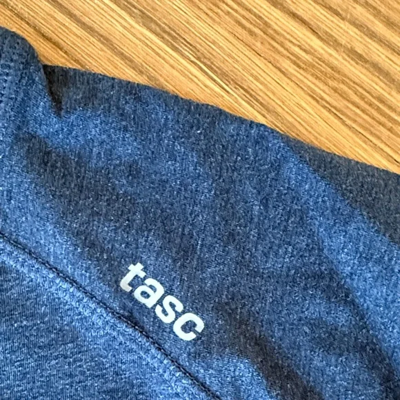 NWT Tasc Perfromance Men's Shirts - Picture 5 of 9